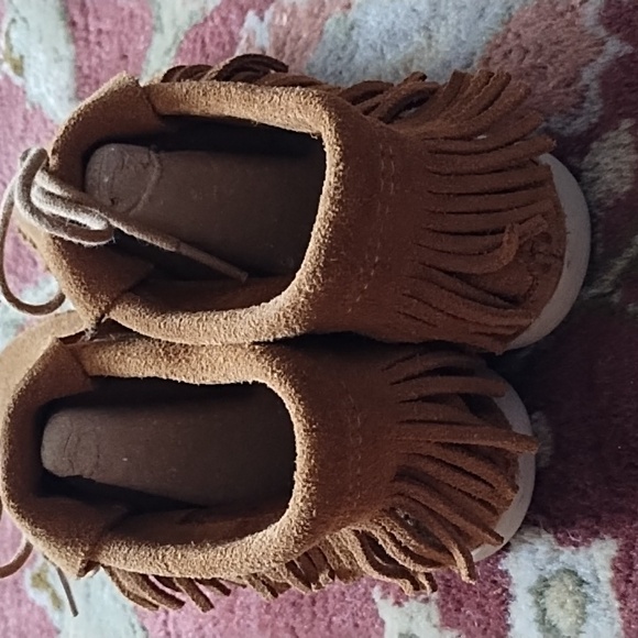 New MINNETONKA Chesnut Tan Moccasins 8 - Picture 4 of 7